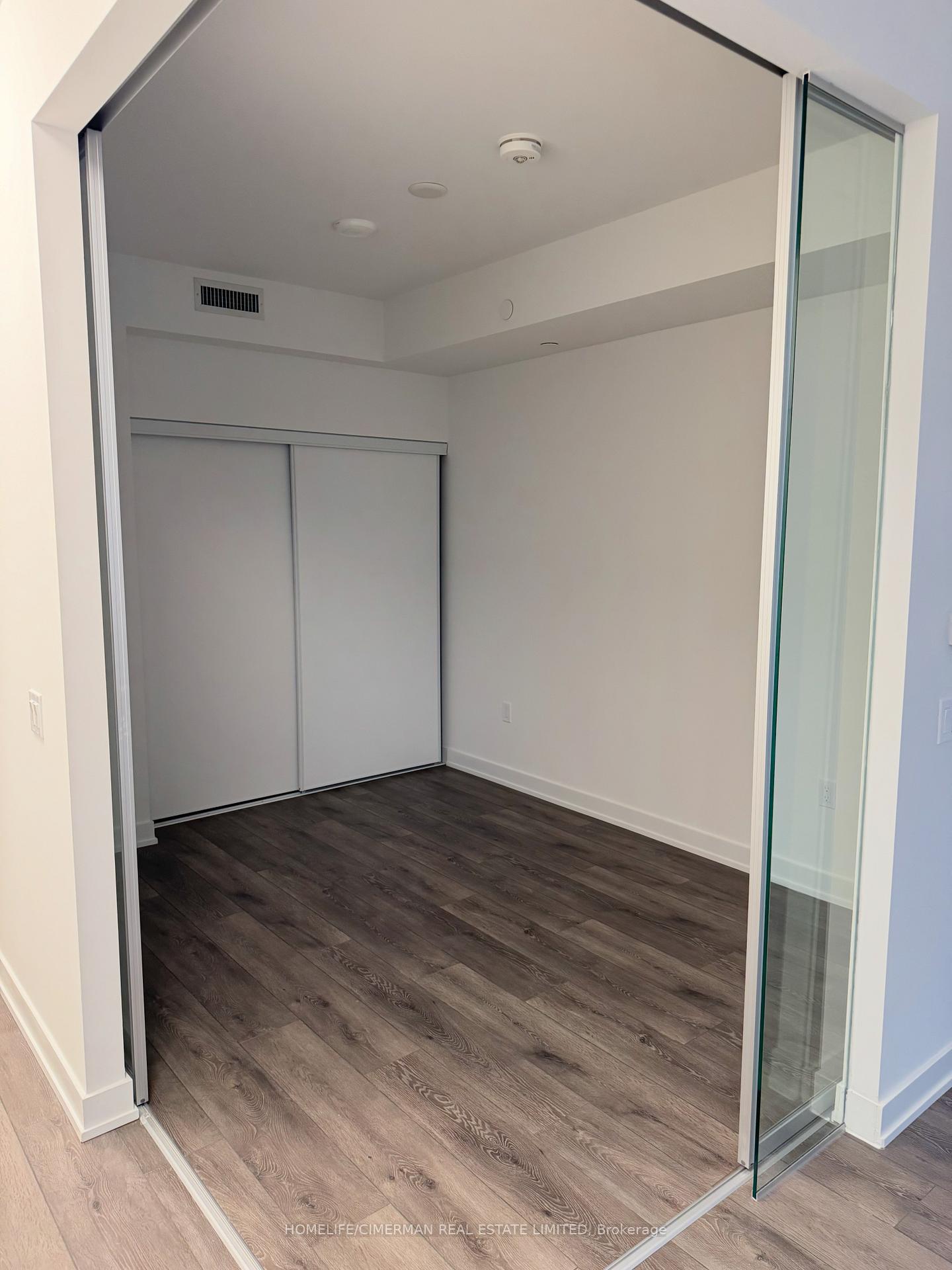 Photo 9 of Unit 2407, 127 Broadway Avenue, Toronto, Mount Pleasant West — HOMEH