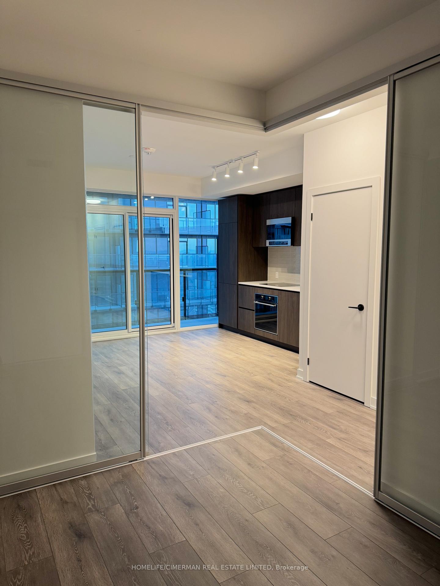 Photo 8 of Unit 2407, 127 Broadway Avenue, Toronto, Mount Pleasant West — HOMEH