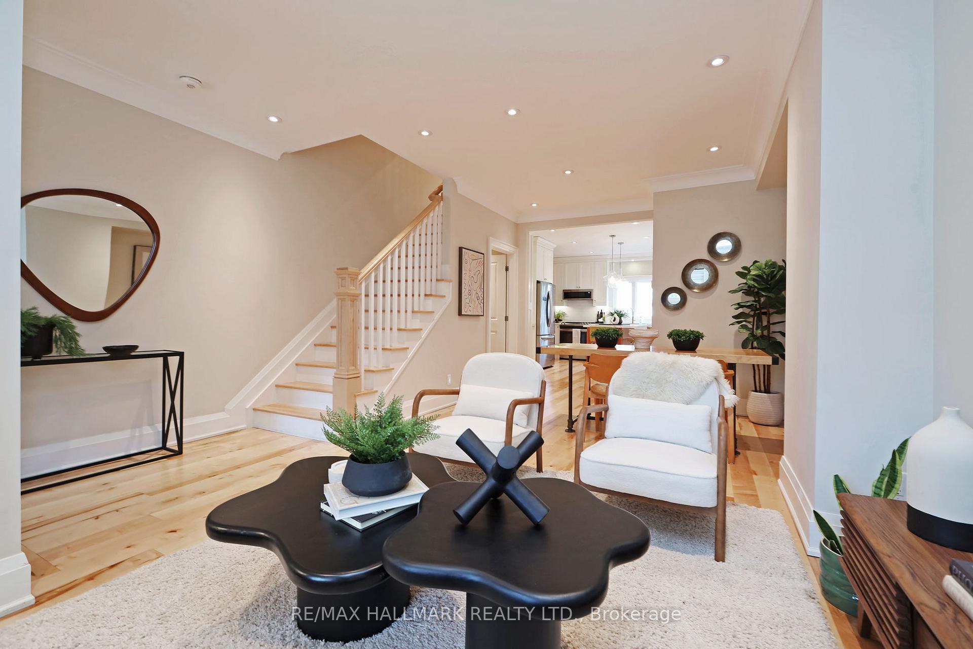 Photo 9 of 42 Connaught Avenue, Toronto, Greenwood-Coxwell — HOMEH