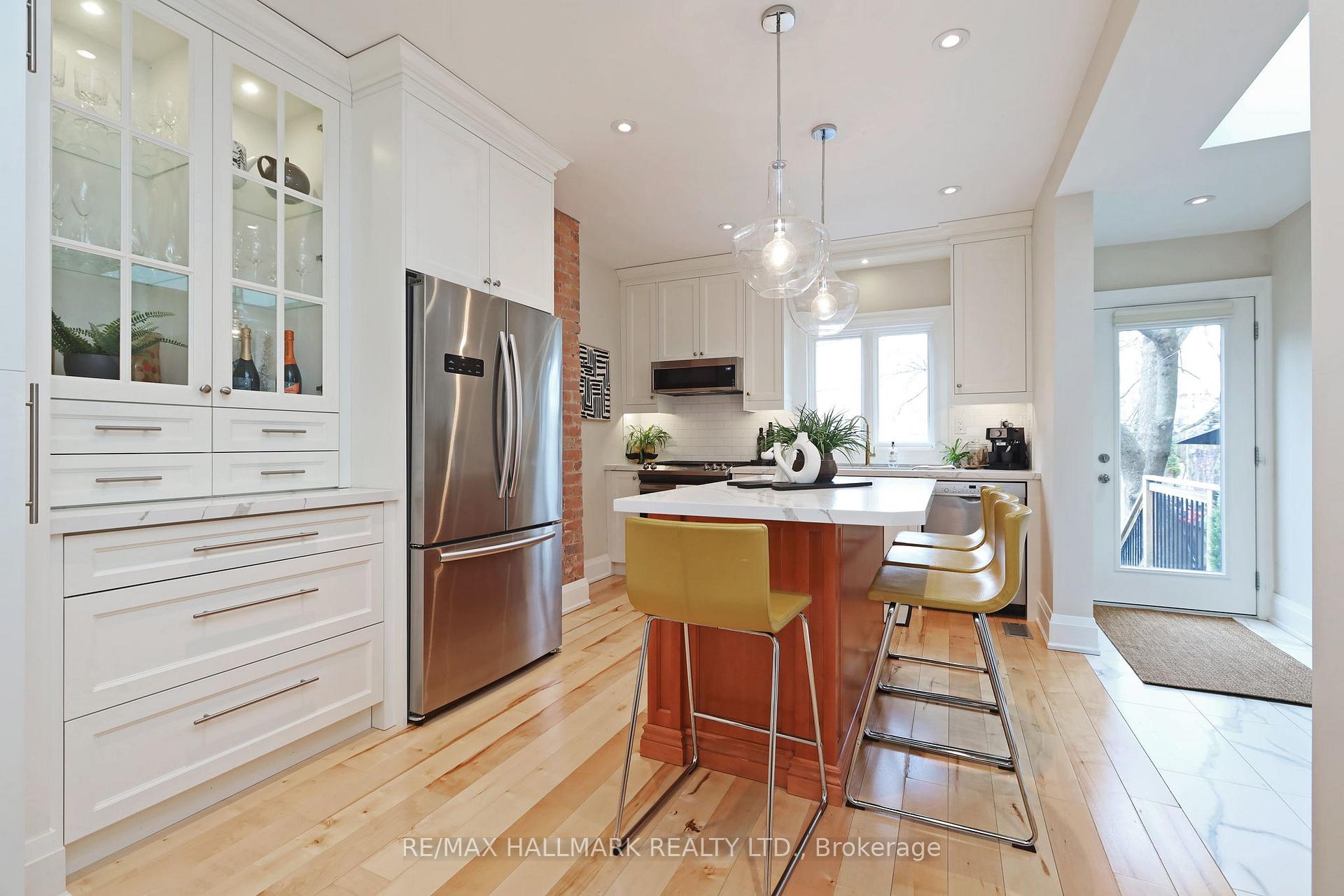 Photo 16 of 42 Connaught Avenue, Toronto, Greenwood-Coxwell — HOMEH