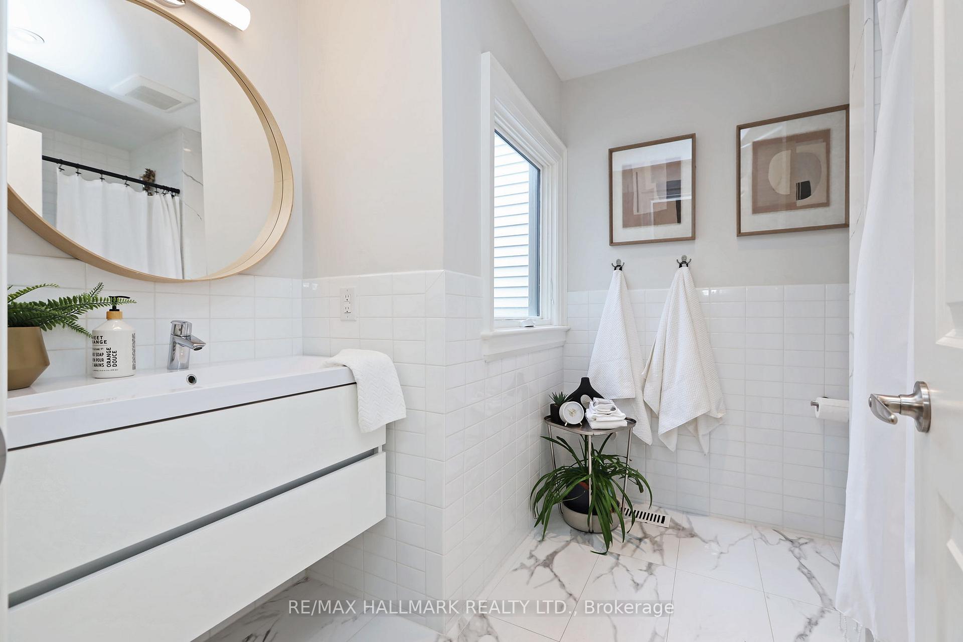 Photo 28 of 42 Connaught Avenue, Toronto, Greenwood-Coxwell — HOMEH