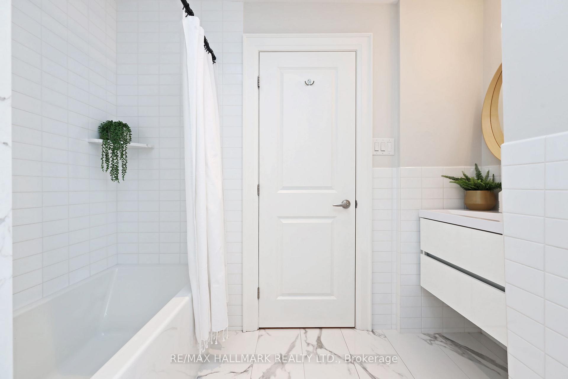 Photo 27 of 42 Connaught Avenue, Toronto, Greenwood-Coxwell — HOMEH