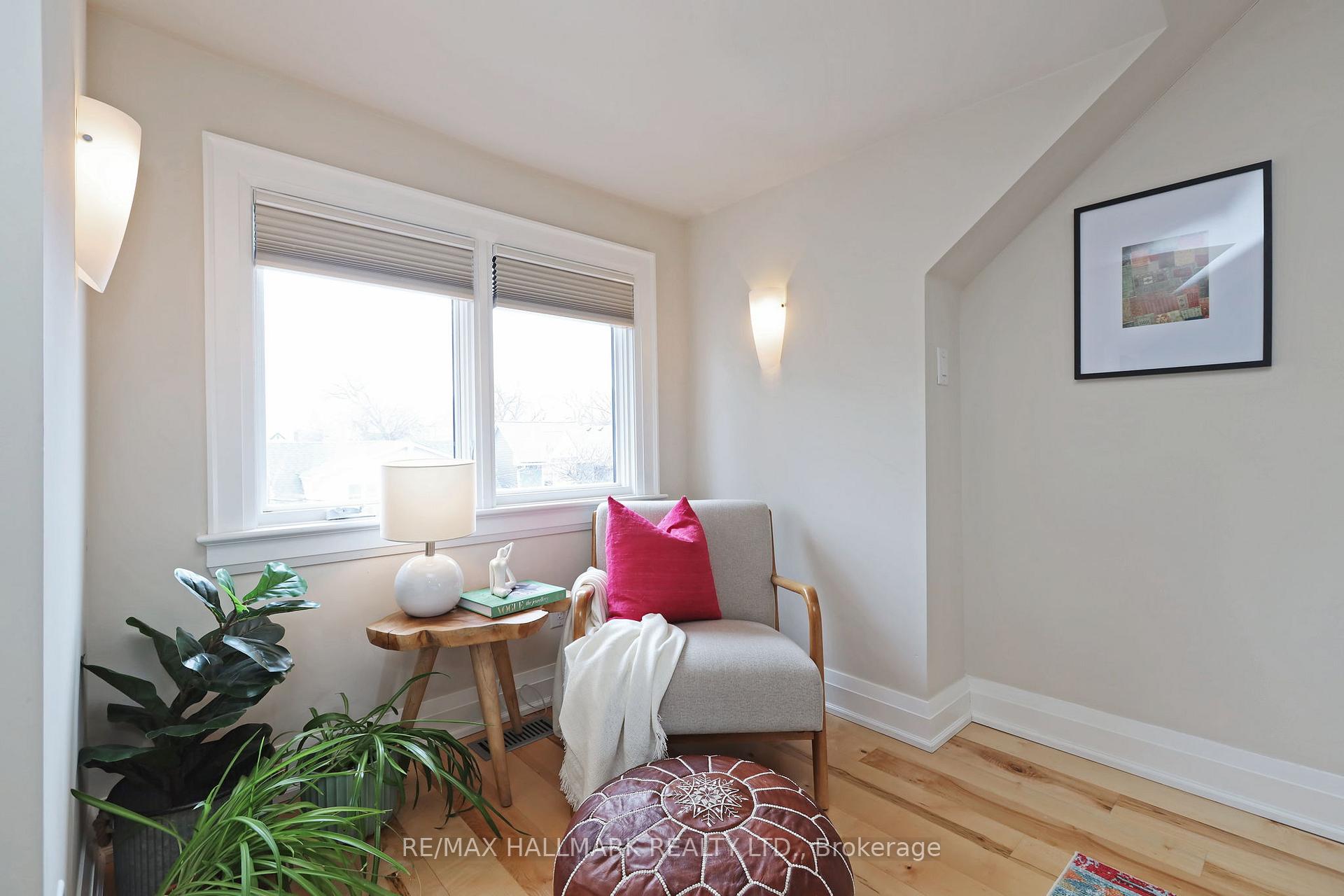 Photo 33 of 42 Connaught Avenue, Toronto, Greenwood-Coxwell — HOMEH