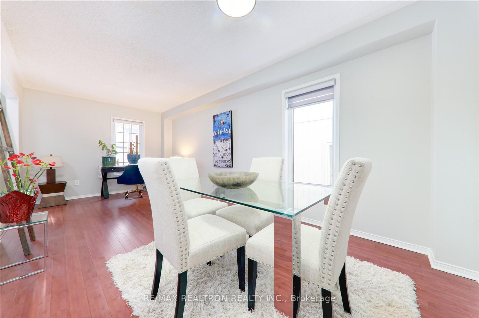 Photo 10 of 1275 Langley Circle, Oshawa, Pinecrest — HOMEH