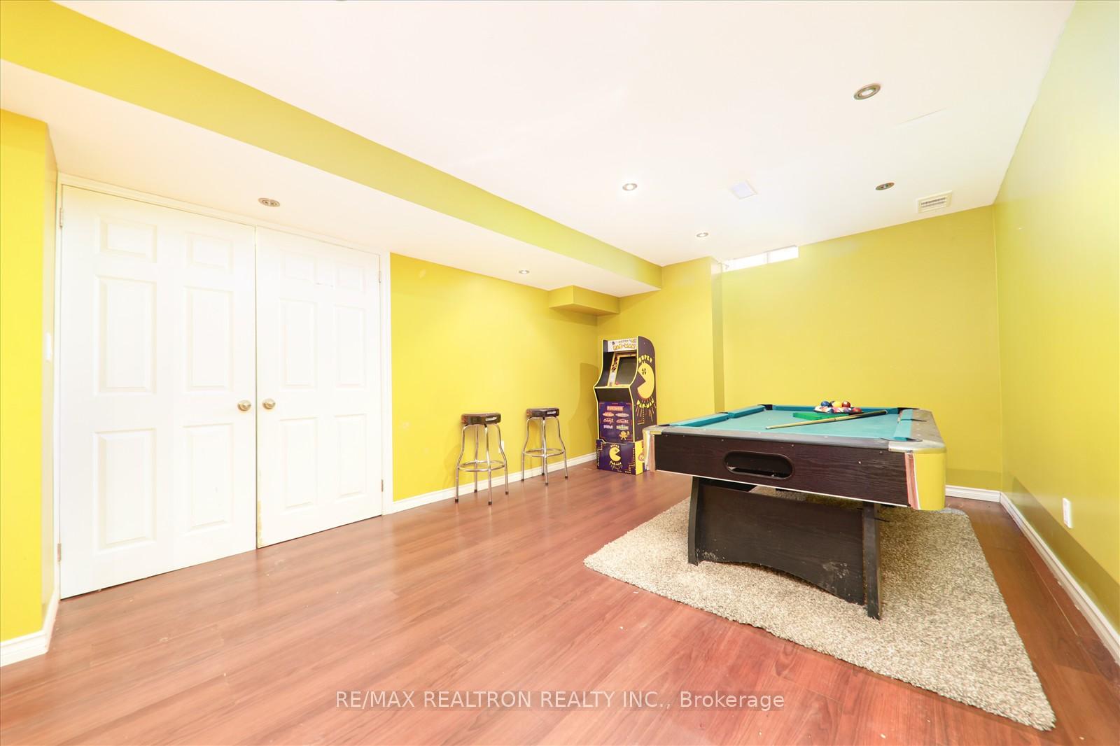 Photo 20 of 1275 Langley Circle, Oshawa, Pinecrest — HOMEH