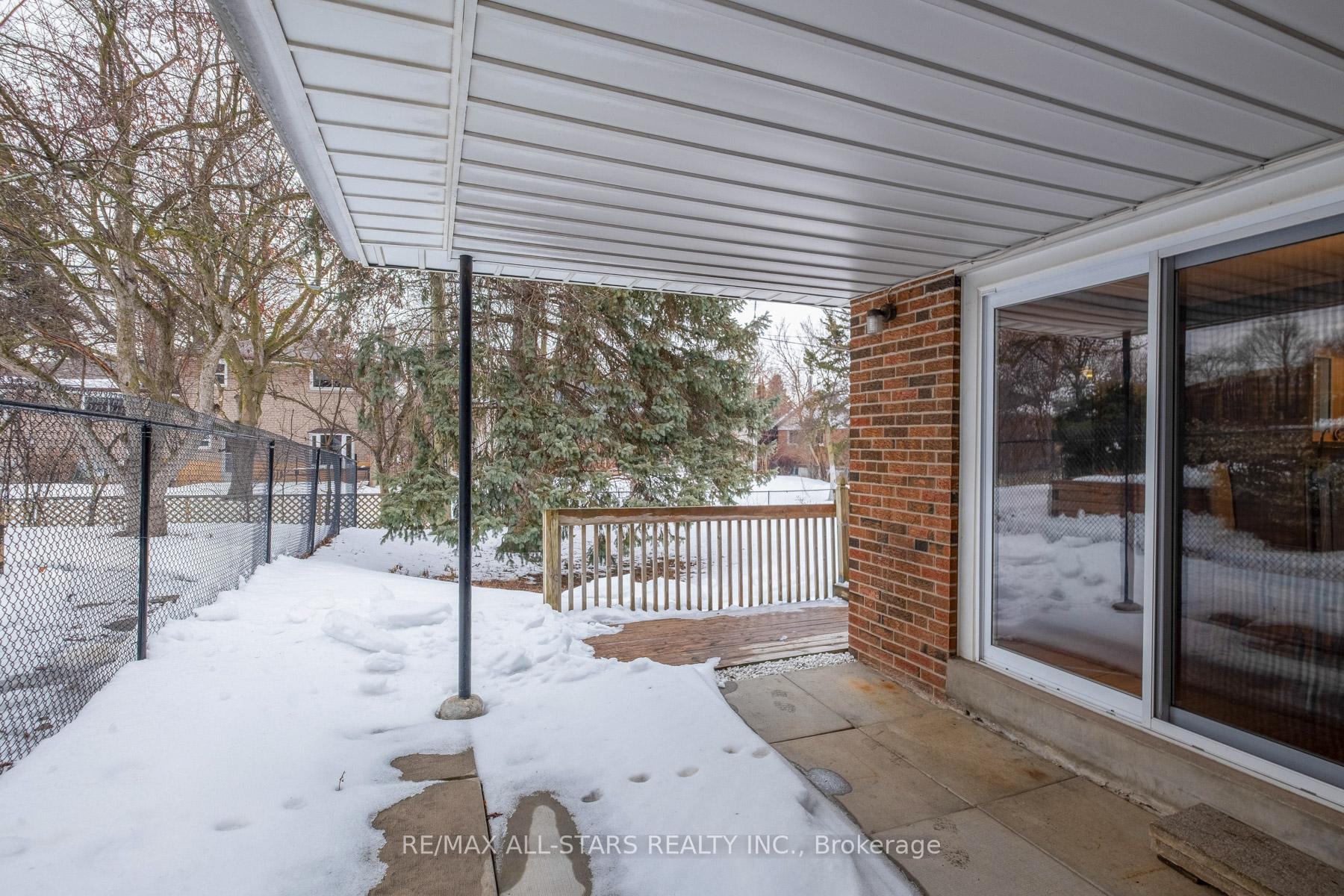 Photo 7 of 64 Southdale Drive, Markham, Bullock — HOMEH