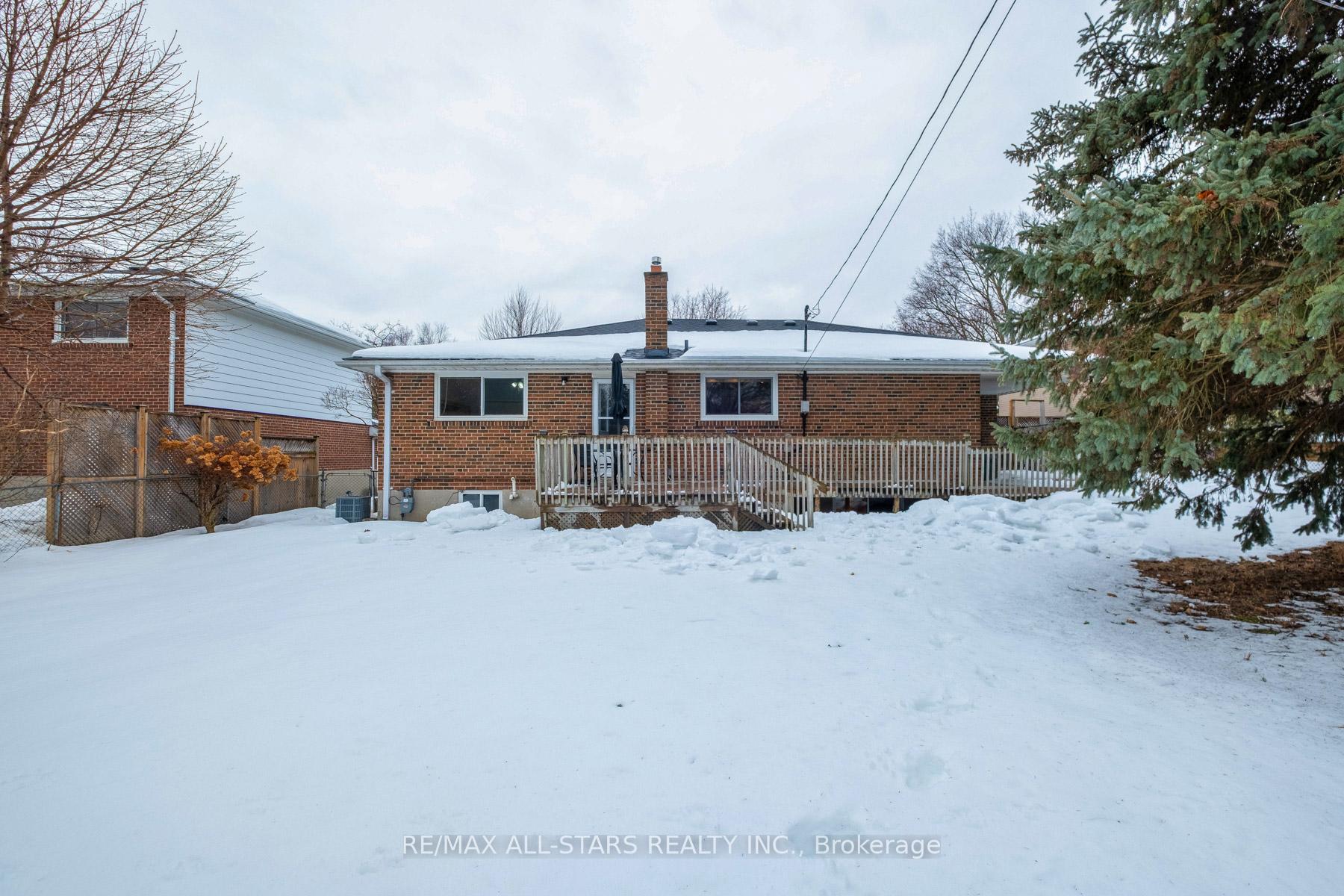 Photo 10 of 64 Southdale Drive, Markham, Bullock — HOMEH