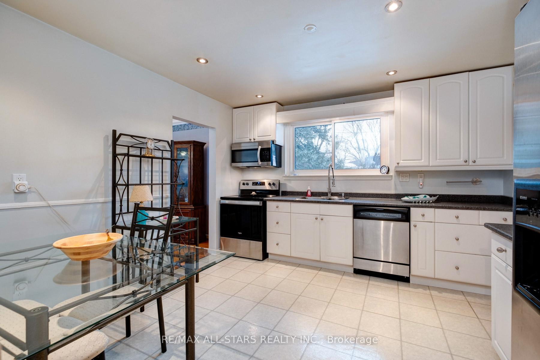 Photo 19 of 64 Southdale Drive, Markham, Bullock — HOMEH