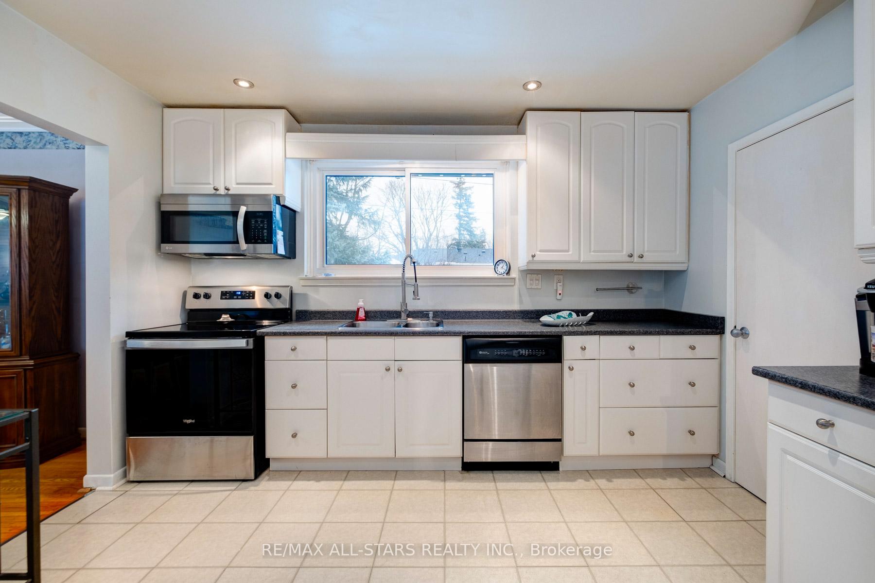 Photo 20 of 64 Southdale Drive, Markham, Bullock — HOMEH
