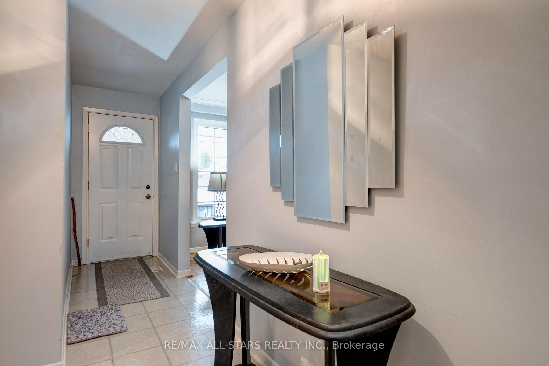 Photo 21 of 64 Southdale Drive, Markham, Bullock — HOMEH