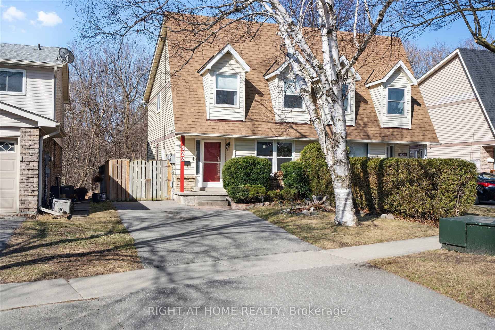 Photo 1 of 522 Camelot Drive, Oshawa, Eastdale — HOMEH