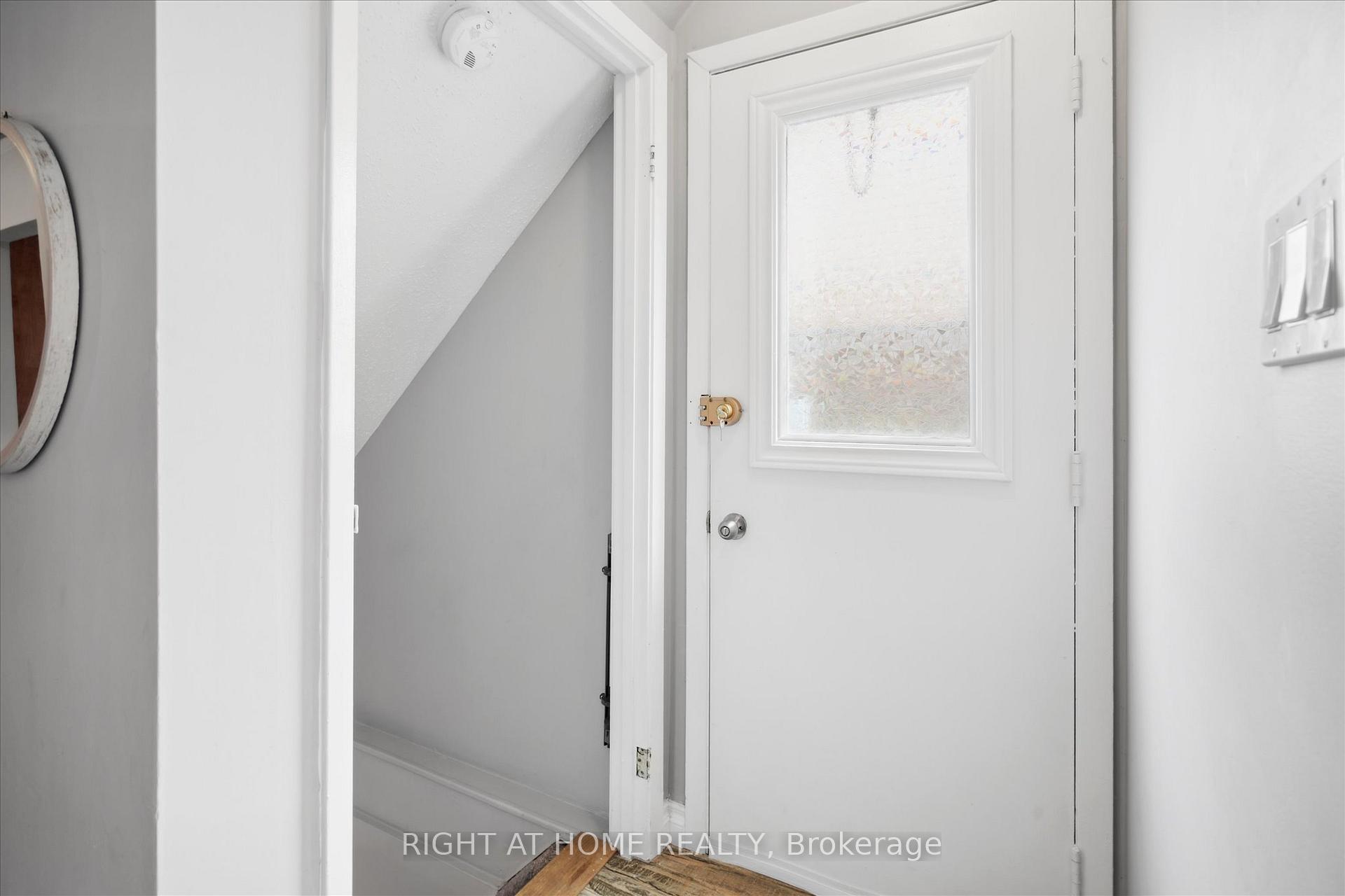 Photo 23 of 522 Camelot Drive, Oshawa, Eastdale — HOMEH