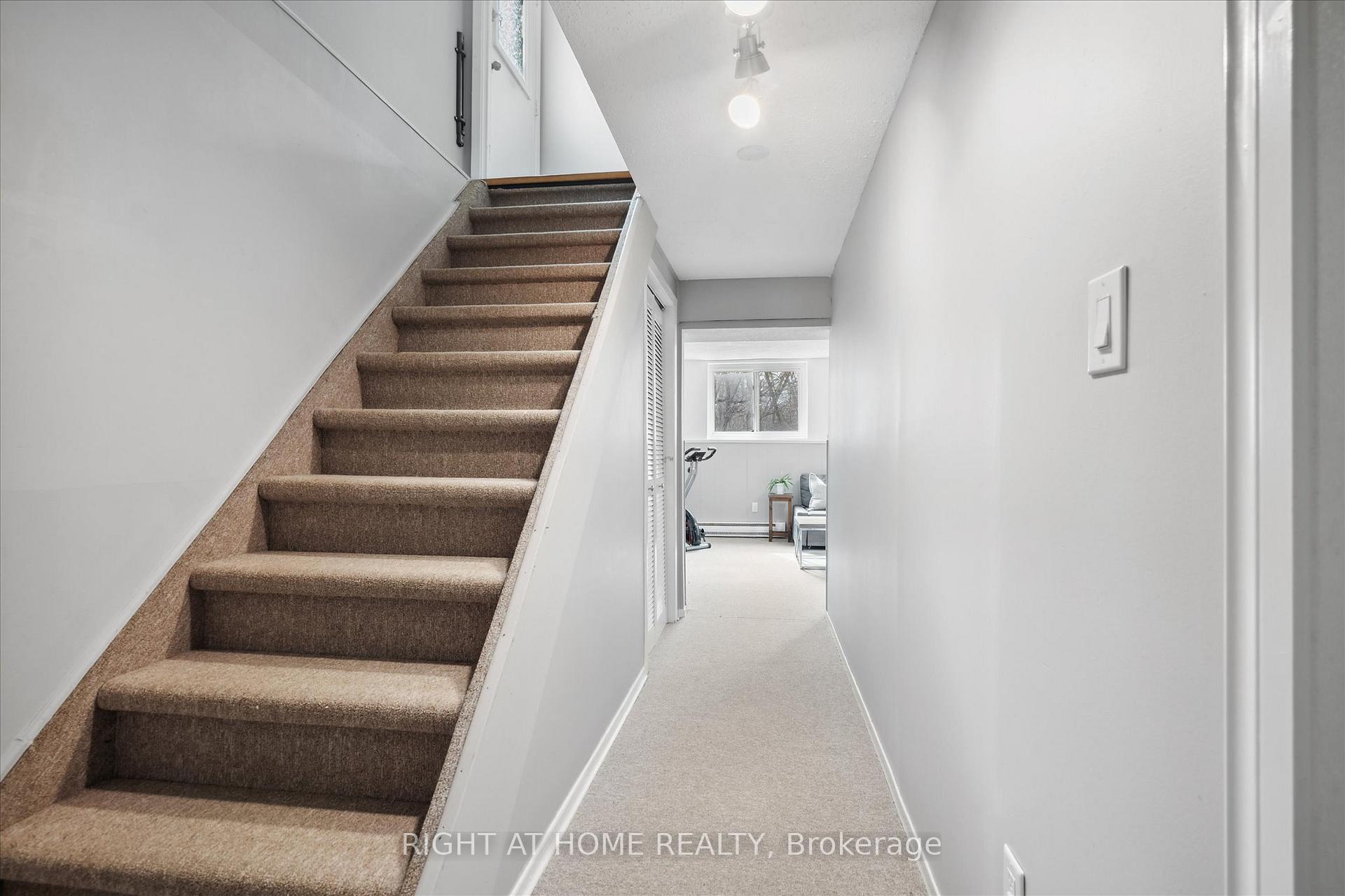 Photo 28 of 522 Camelot Drive, Oshawa, Eastdale — HOMEH