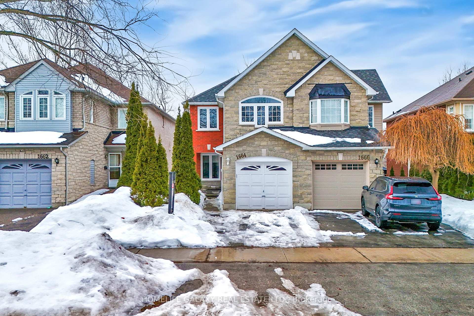 Photo 1 of 1664 Autumn Crescent, Pickering, Amberlea — HOMEH
