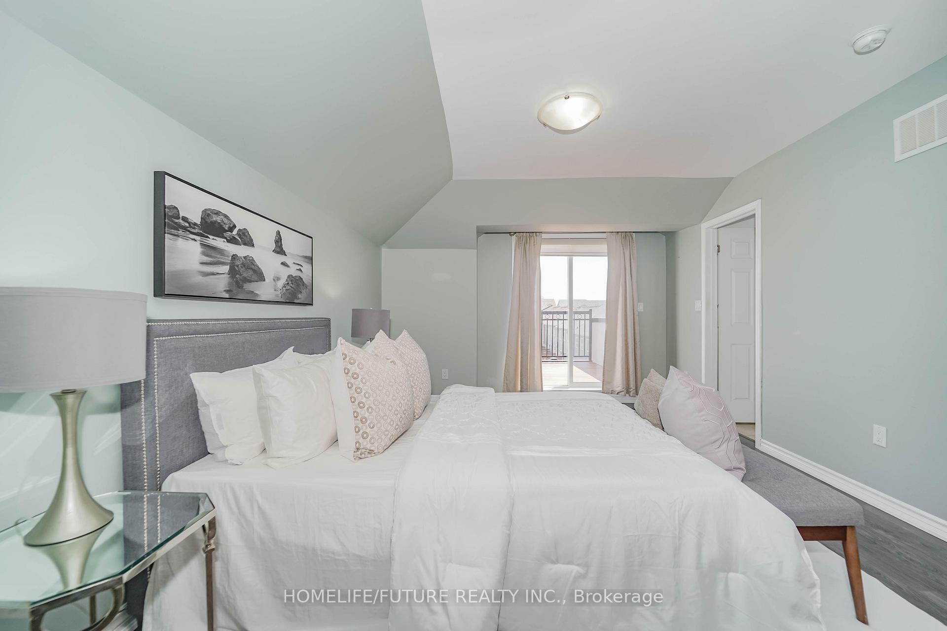 Photo 23 of Unit 1, 1040 Elton Way, Whitby, Pringle Creek — HOMEH