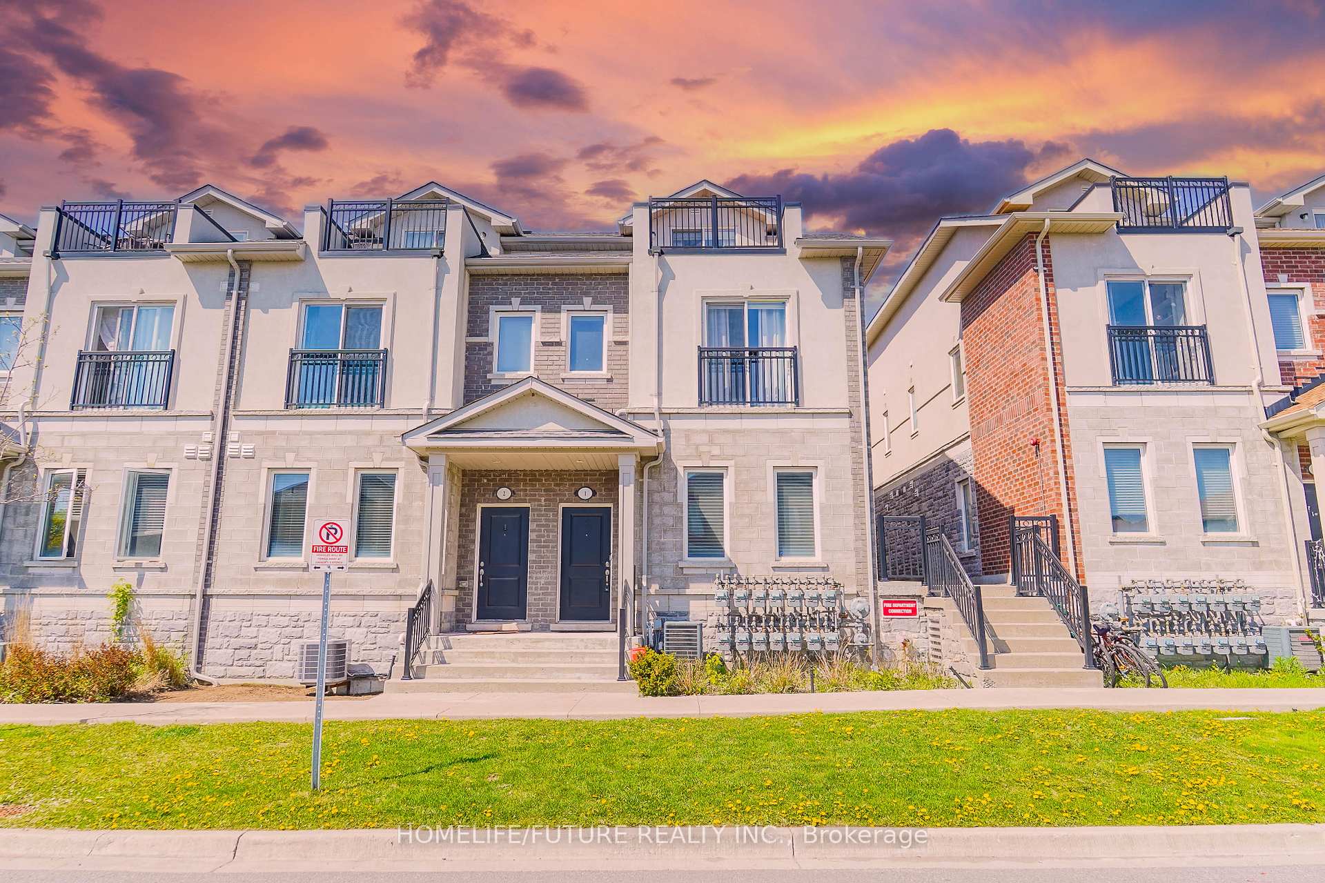 Photo 25 of Unit 1, 1040 Elton Way, Whitby, Pringle Creek — HOMEH