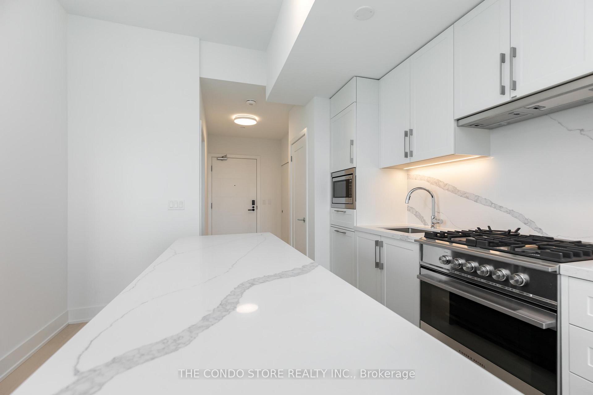 Photo 29 of Unit 707, 8 Manor Road W, Toronto, Yonge-Eglinton — HOMEH