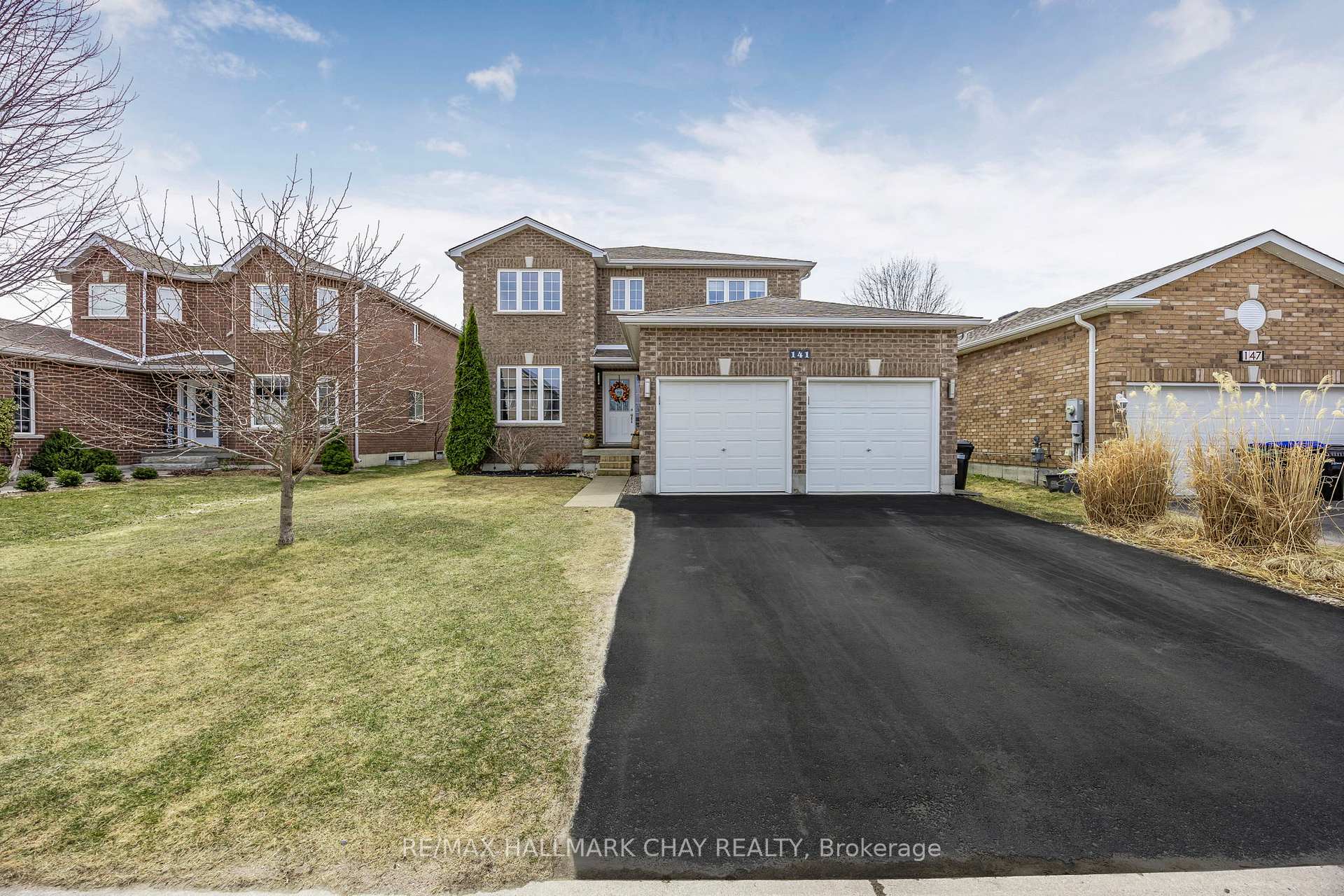 Photo 1 of 141 Arnold Crescent, Essa, Angus — HOMEH