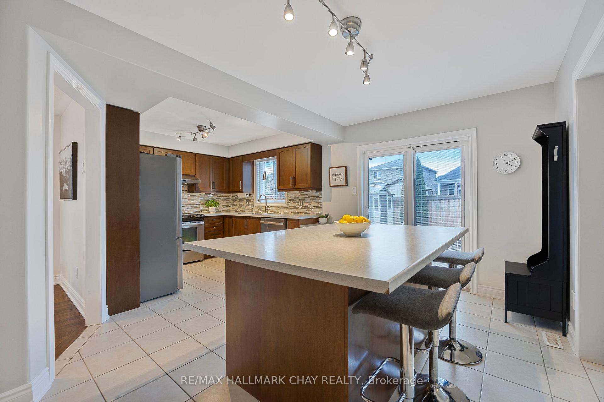 Photo 3 of 141 Arnold Crescent, Essa, Angus — HOMEH