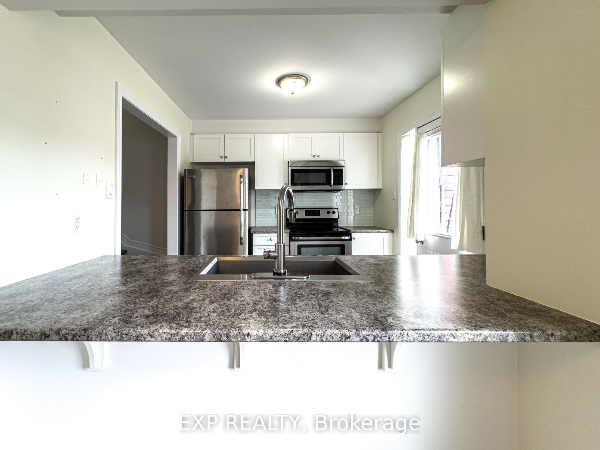 Photo 12 of 112 Pennant Avenue, Ottawa, Barrhaven - Half Moon Bay — HOMEH
