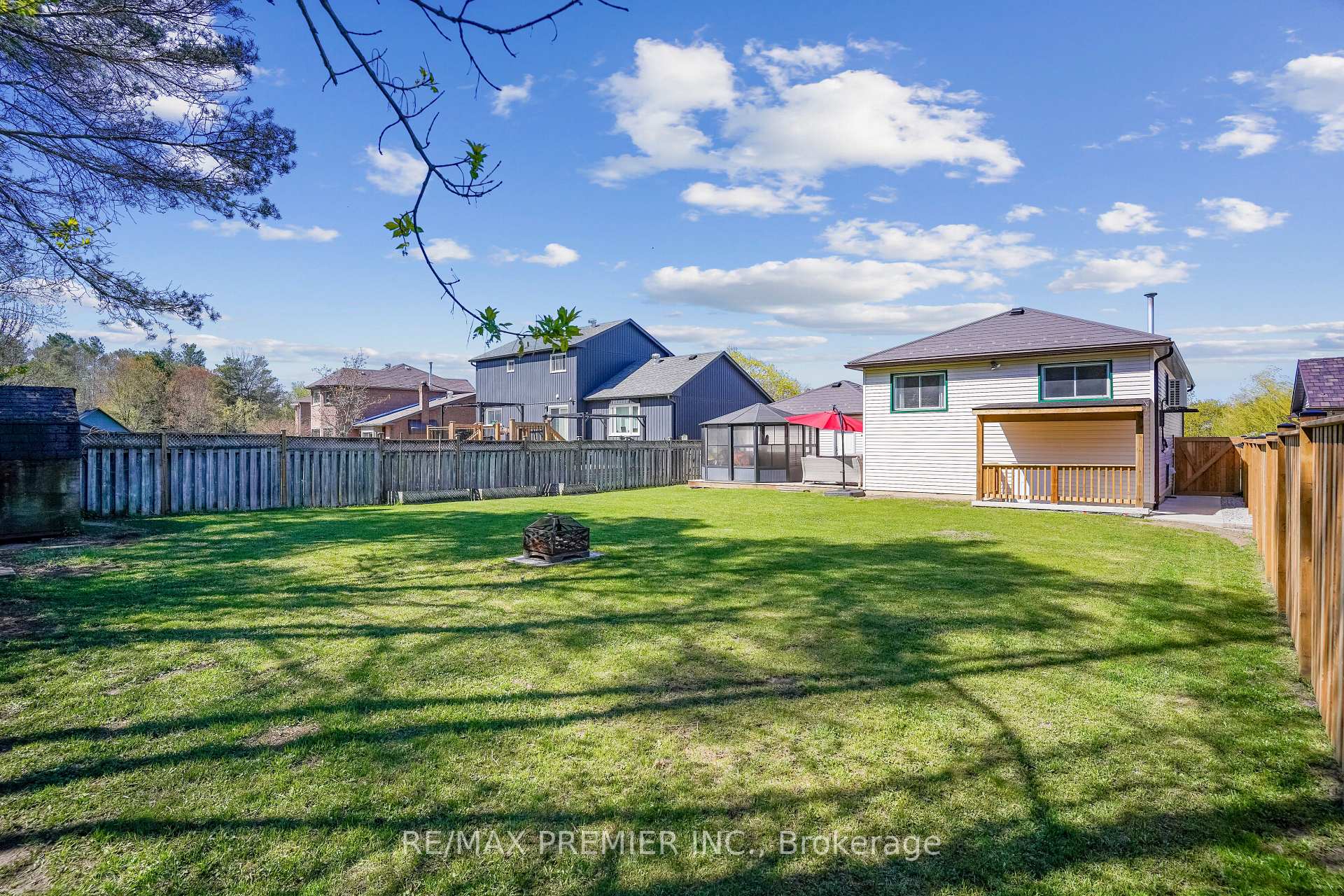 Photo 36 of 28 Edenbridge Drive, Essa, Angus — HOMEH