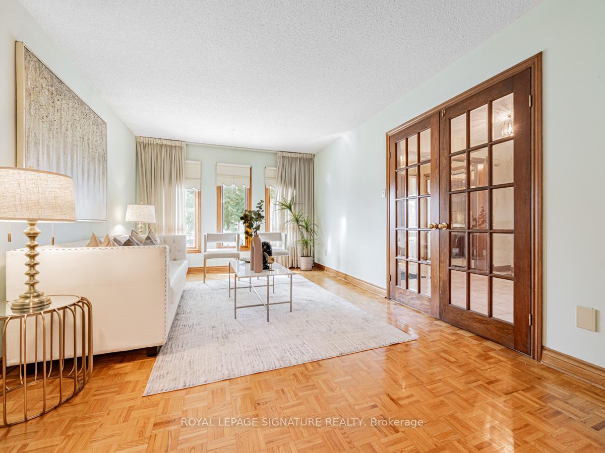Photo 8 of 84 Jade Crescent, Vaughan, West Woodbridge — HOMEH