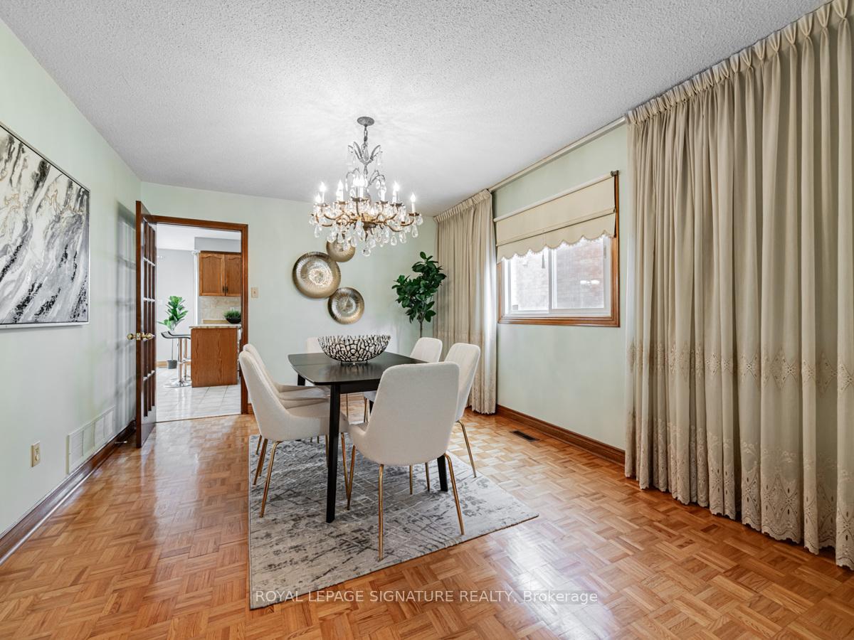 Photo 5 of 84 Jade Crescent, Vaughan, West Woodbridge — HOMEH