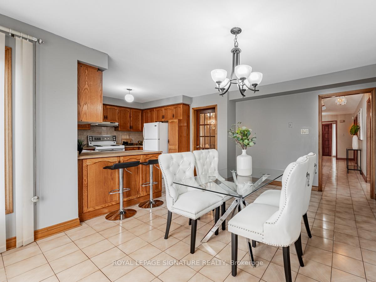 Photo 18 of 84 Jade Crescent, Vaughan, West Woodbridge — HOMEH