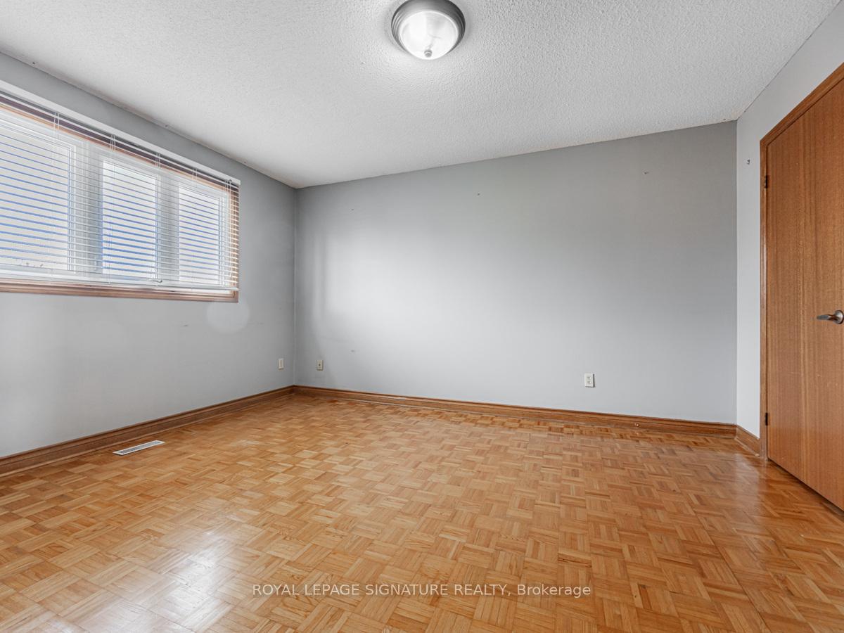 Photo 22 of 84 Jade Crescent, Vaughan, West Woodbridge — HOMEH