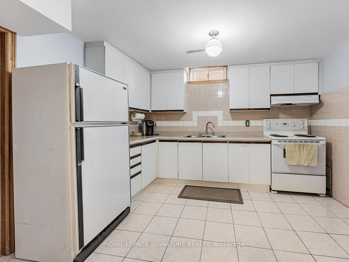 Photo 24 of 84 Jade Crescent, Vaughan, West Woodbridge — HOMEH