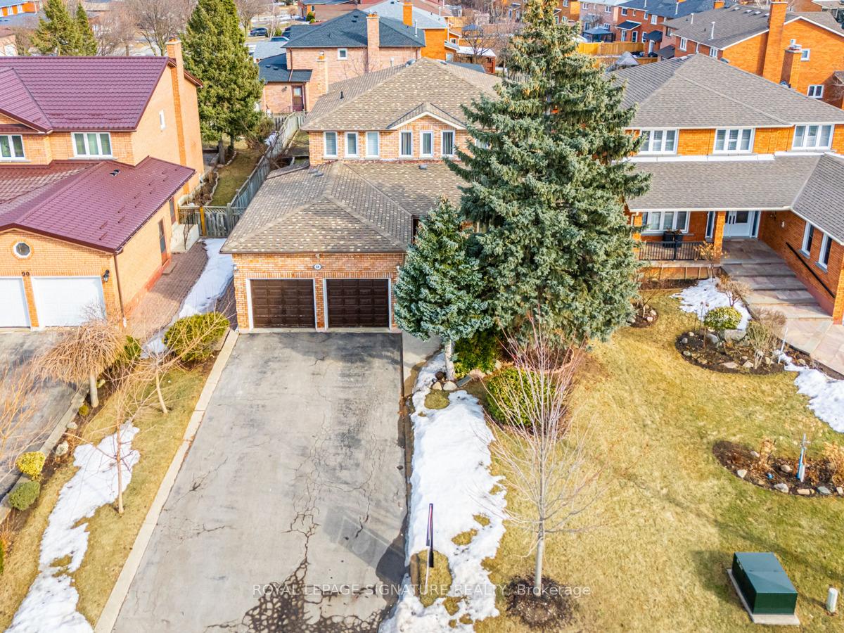 Photo 35 of 84 Jade Crescent, Vaughan, West Woodbridge — HOMEH