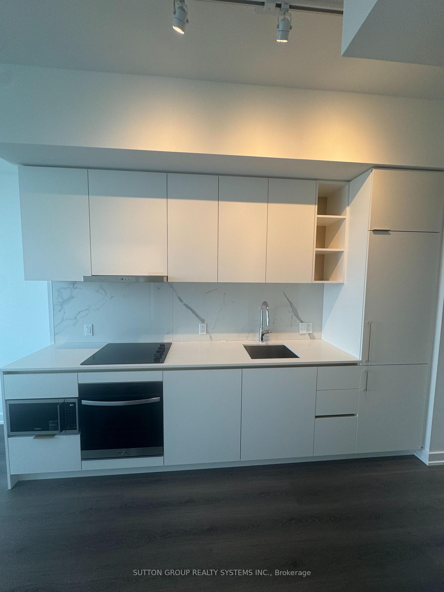 Photo 2 of Unit 5901, 8 Wellesley Street W, Toronto, Bay Street Corridor — HOMEH