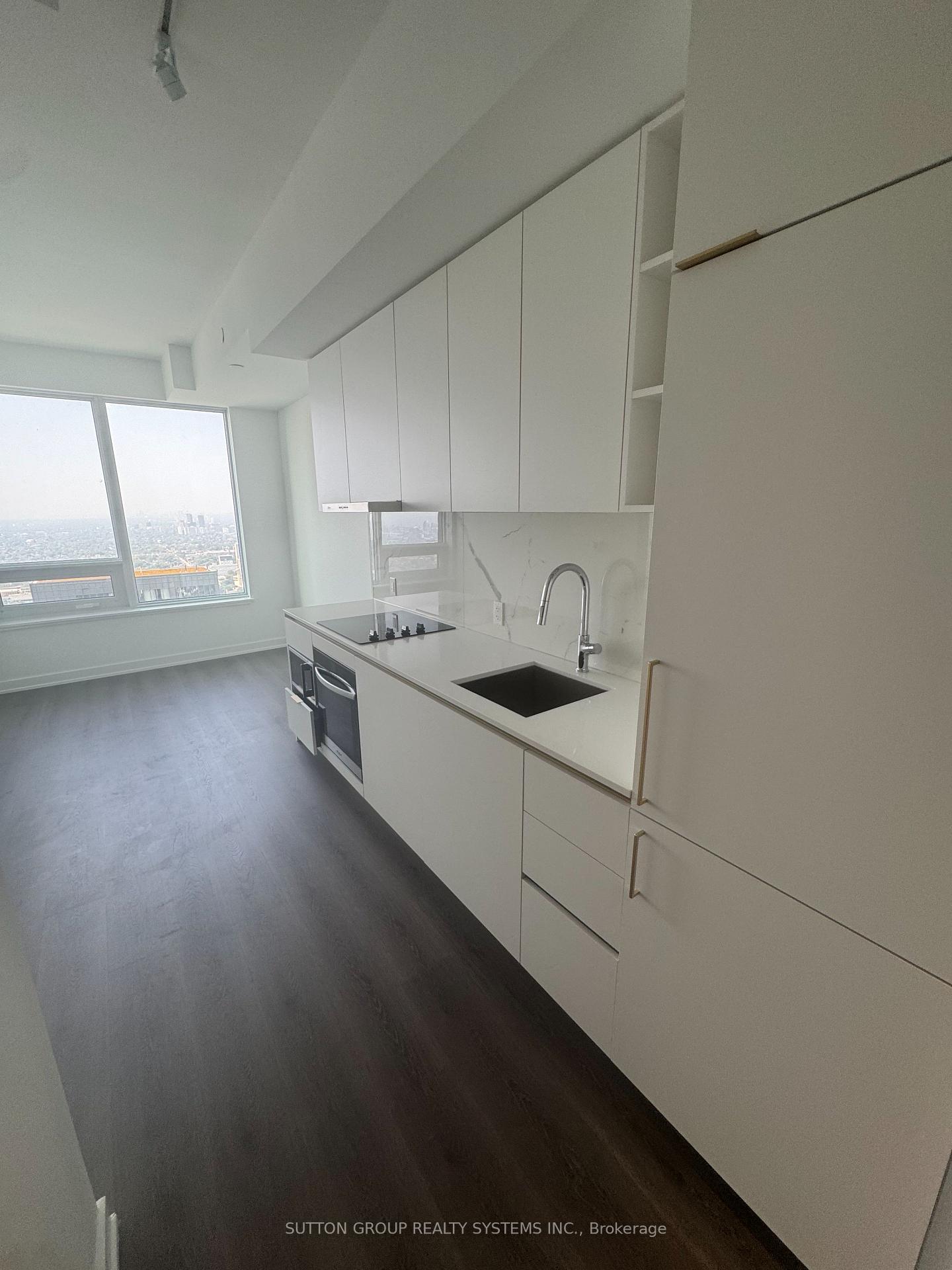 Photo 3 of Unit 5901, 8 Wellesley Street W, Toronto, Bay Street Corridor — HOMEH