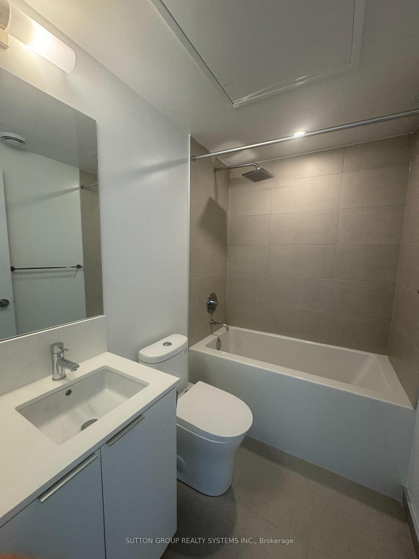 Photo 9 of Unit 5901, 8 Wellesley Street W, Toronto, Bay Street Corridor — HOMEH