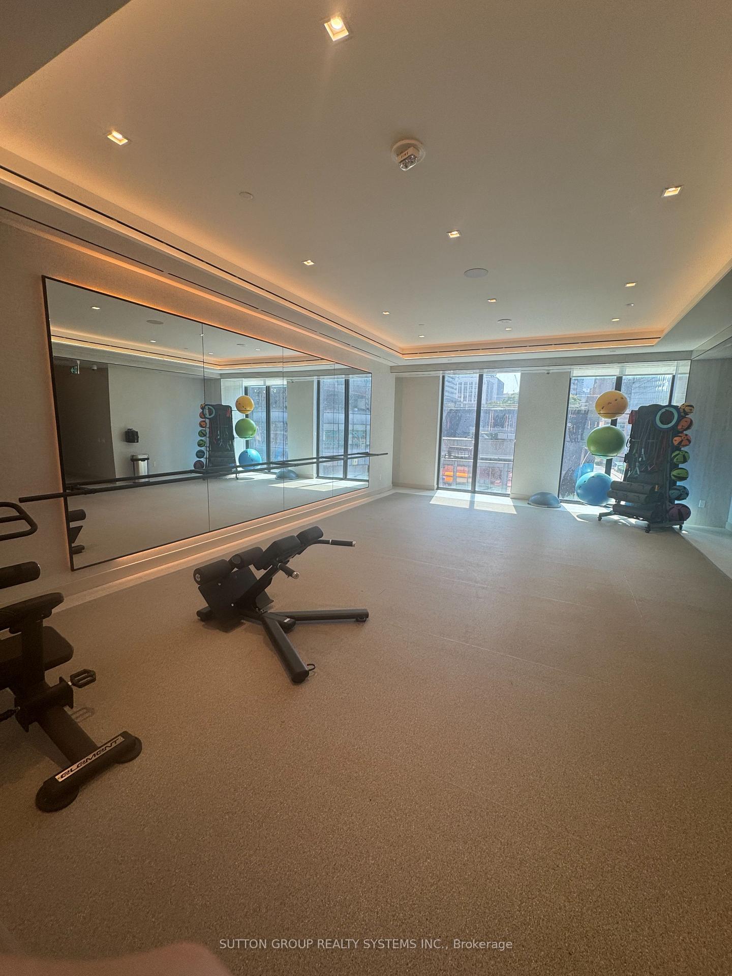 Photo 13 of Unit 5901, 8 Wellesley Street W, Toronto, Bay Street Corridor — HOMEH