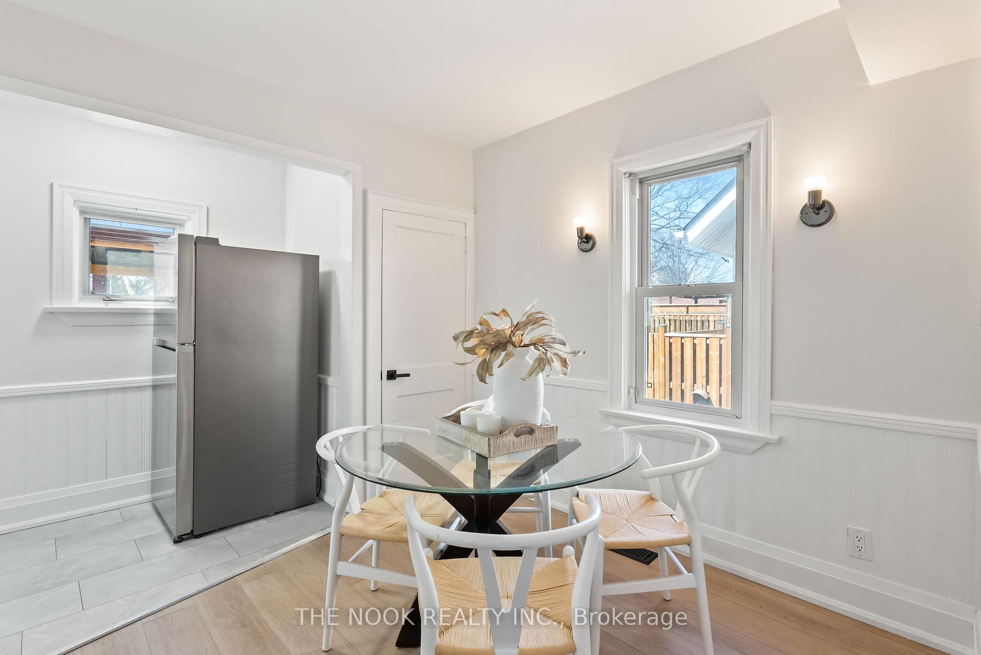 Photo 24 of 56 Warren Avenue, Oshawa, McLaughlin — HOMEH