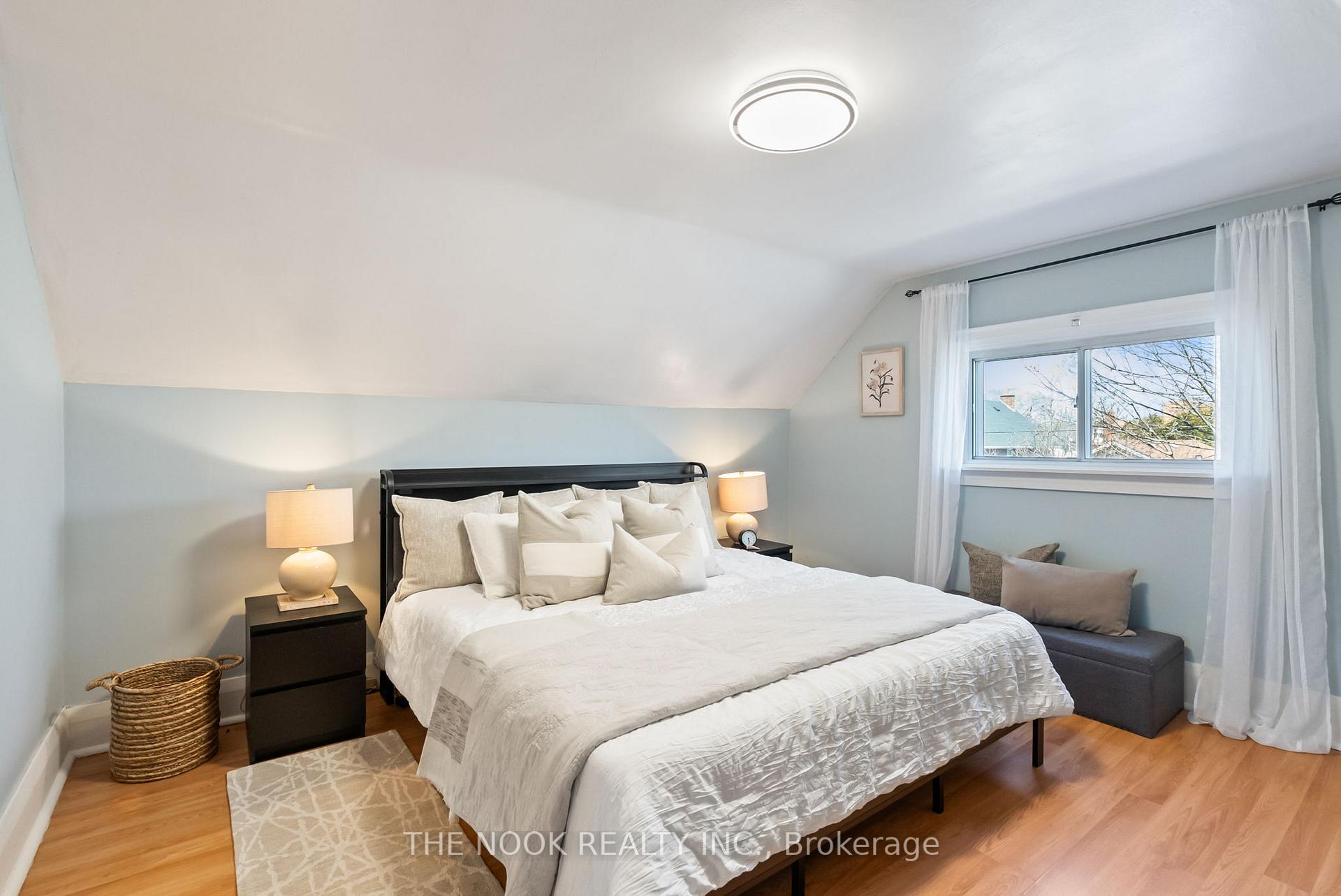 Photo 26 of 56 Warren Avenue, Oshawa, McLaughlin — HOMEH