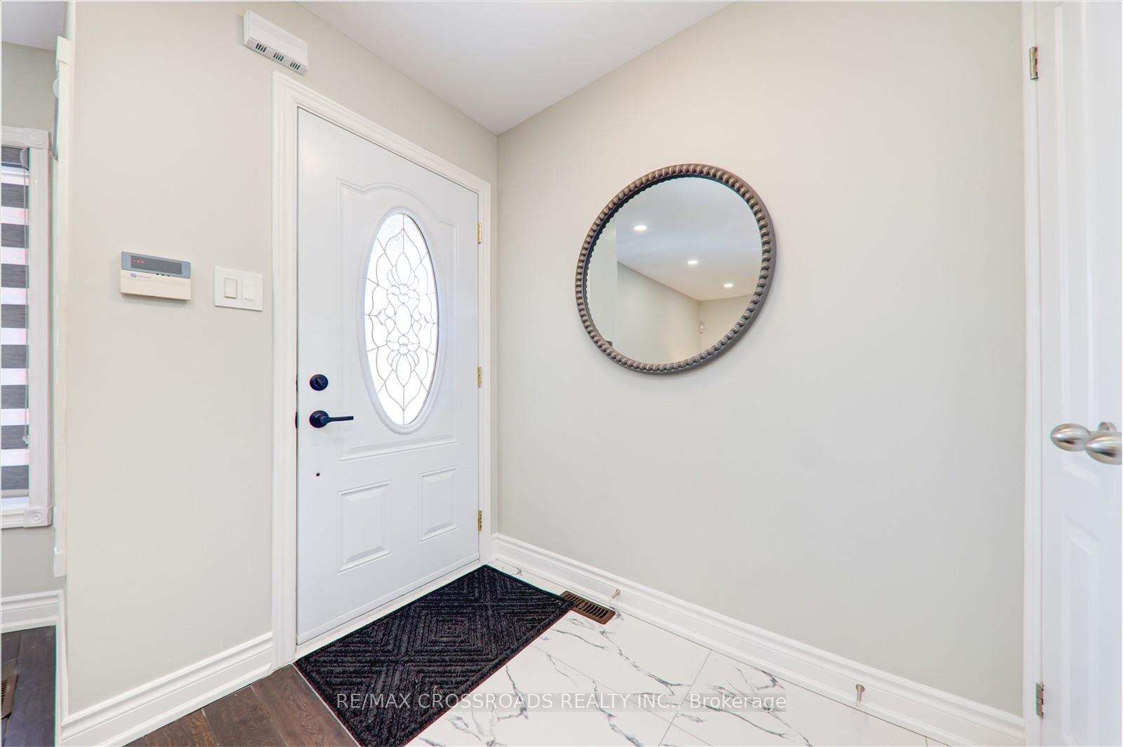 Photo 16 of 94 Walford Road, Markham, Middlefield — HOMEH