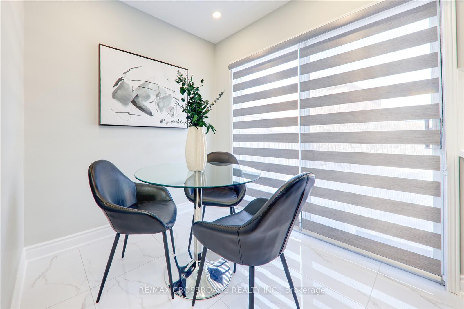 Photo 12 of 94 Walford Road, Markham, Middlefield — HOMEH