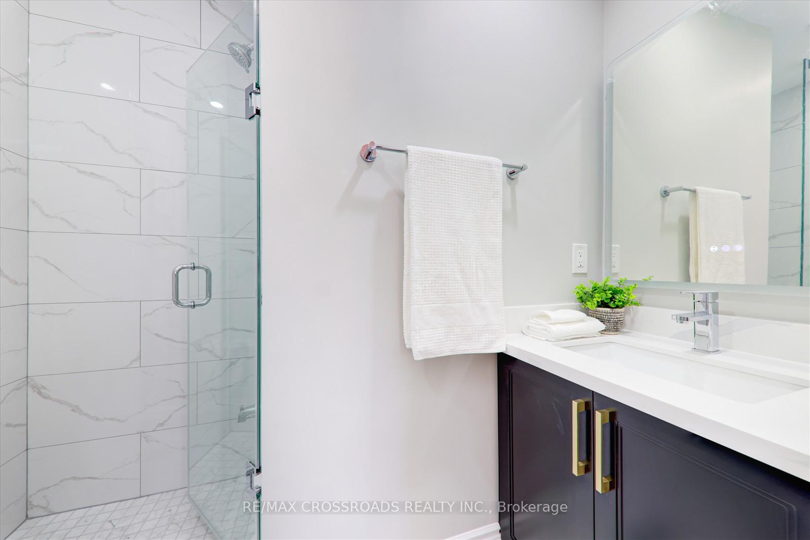 Photo 21 of 94 Walford Road, Markham, Middlefield — HOMEH