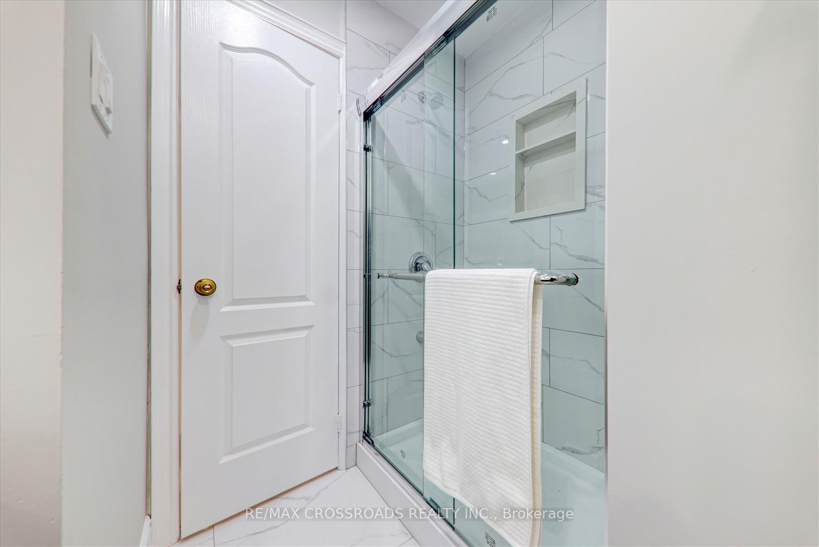 Photo 24 of 94 Walford Road, Markham, Middlefield — HOMEH