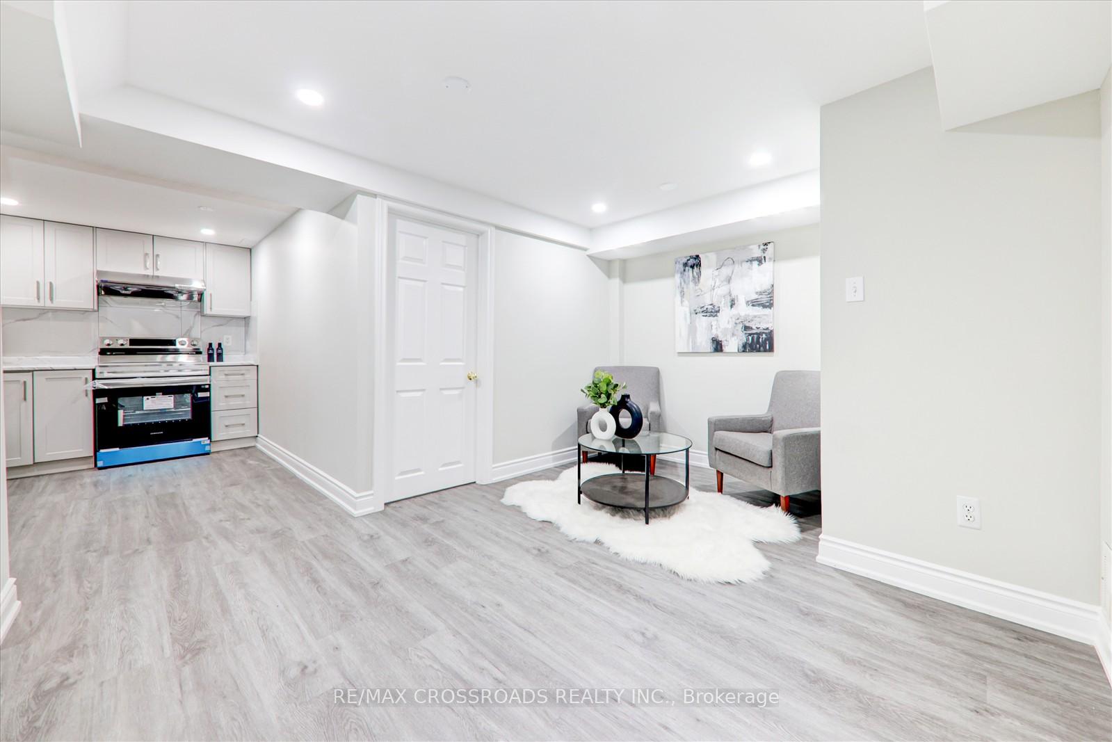 Photo 31 of 94 Walford Road, Markham, Middlefield — HOMEH