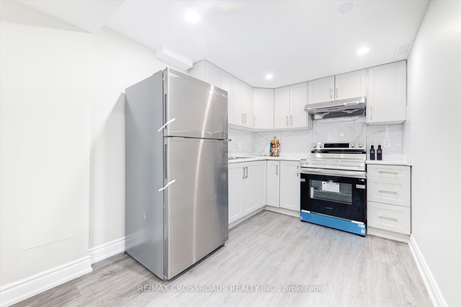 Photo 29 of 94 Walford Road, Markham, Middlefield — HOMEH