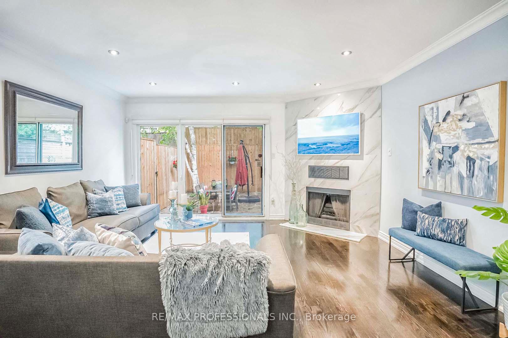 Photo 2 of 14 Kellner Court, Toronto, Woodbine Corridor — HOMEH