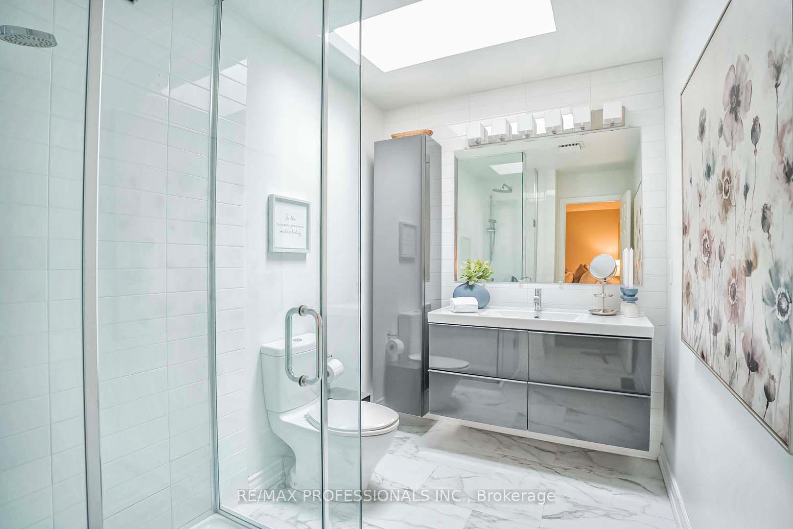 Photo 15 of 14 Kellner Court, Toronto, Woodbine Corridor — HOMEH