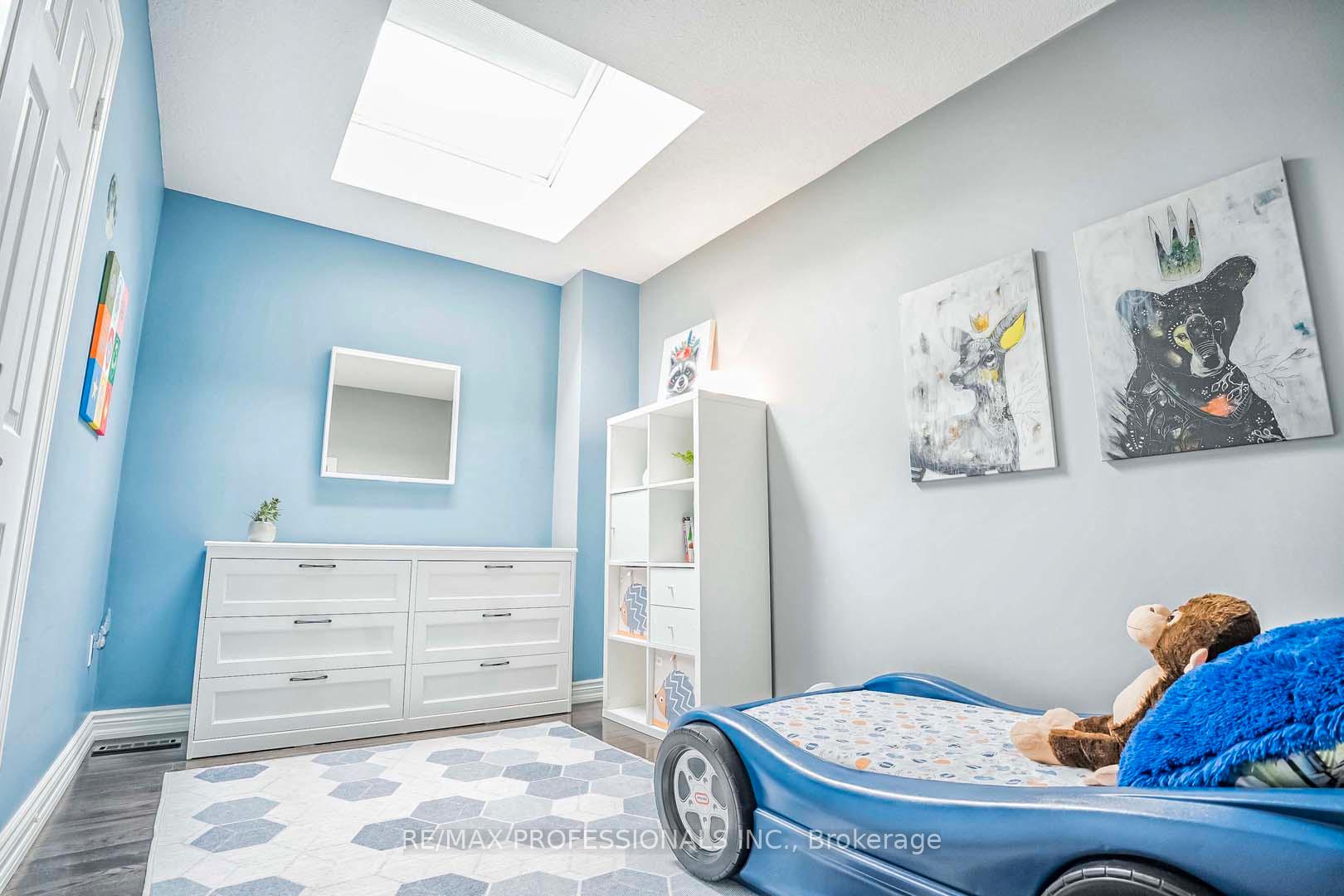 Photo 13 of 14 Kellner Court, Toronto, Woodbine Corridor — HOMEH