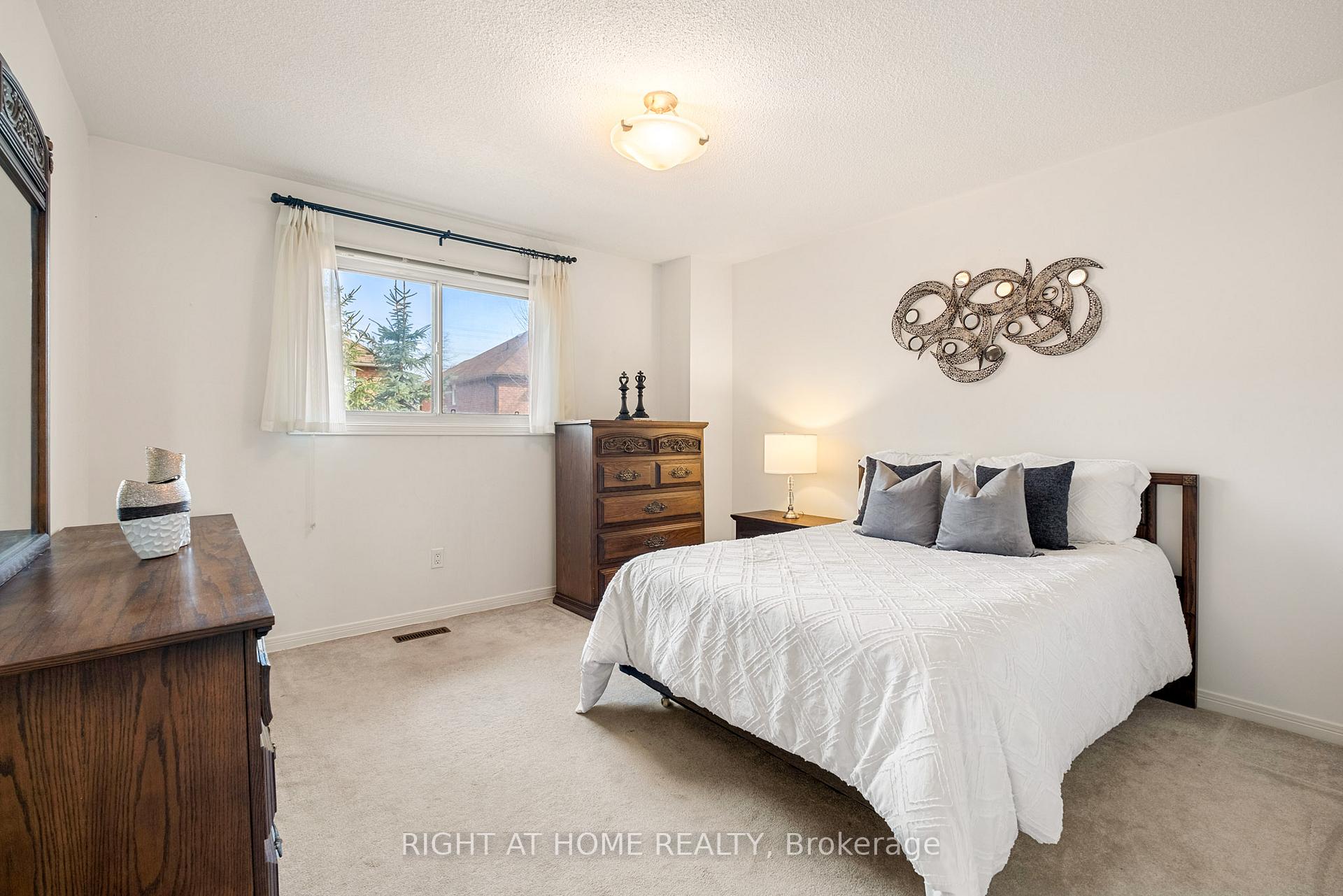Photo 19 of 30 Glendale Road, Markham, Thornlea — HOMEH
