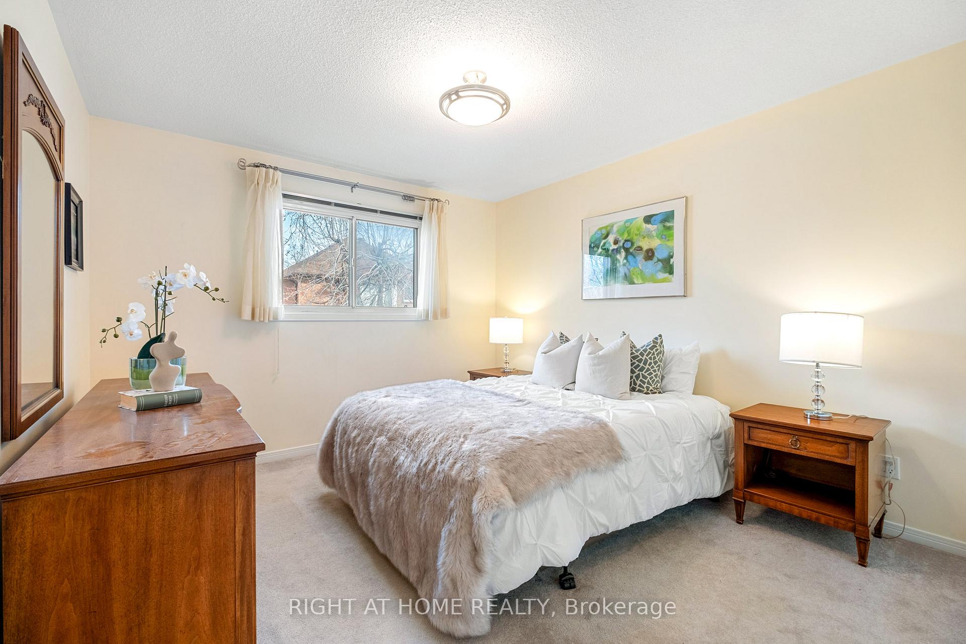 Photo 13 of 30 Glendale Road, Markham, Thornlea — HOMEH