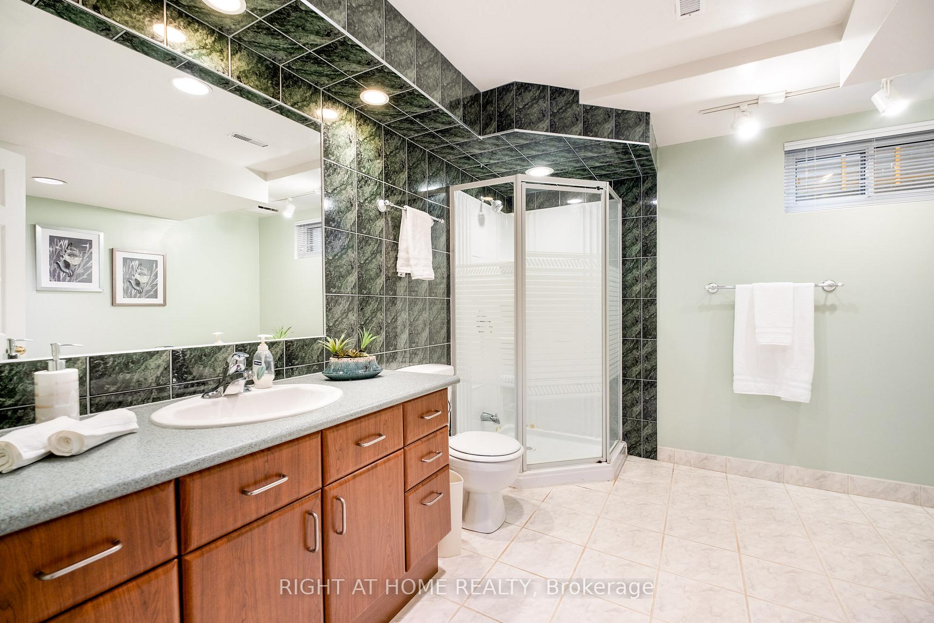 Photo 24 of 30 Glendale Road, Markham, Thornlea — HOMEH