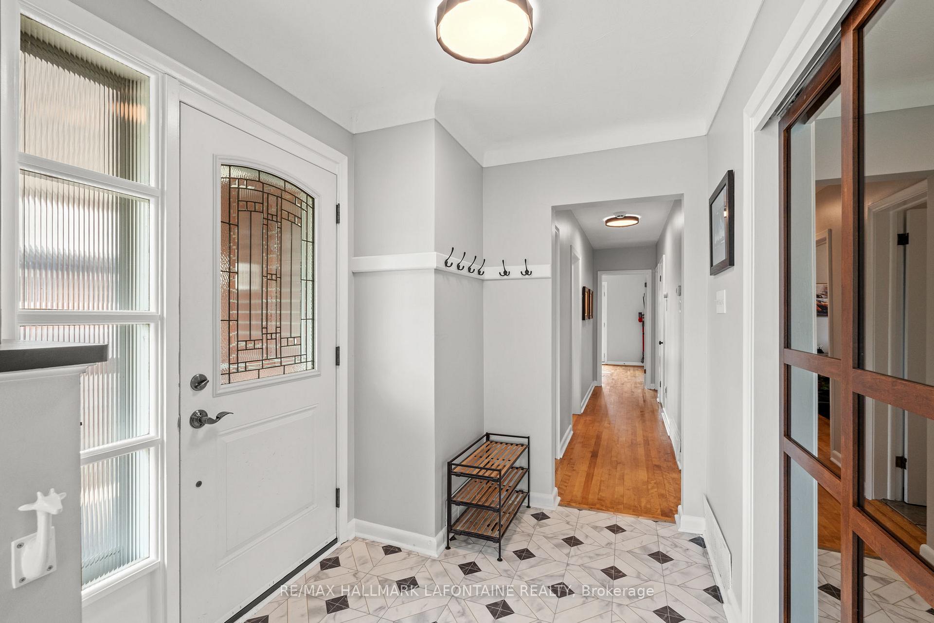 Photo 2 of 553 Browning Avenue, Ottawa, Riverview Park — HOMEH